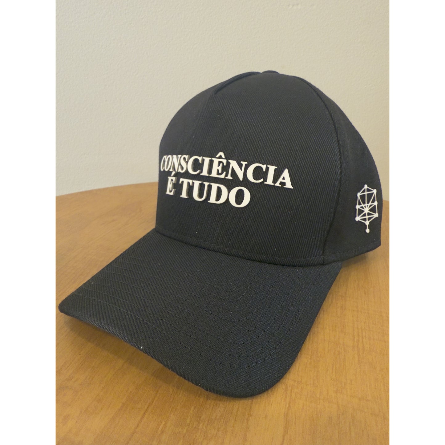 Boné Conciencia é tudo | Preto | Americano | logo em Silk 3D | tecido Padrao
